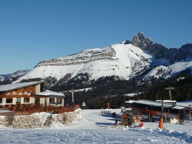 ski-alpin-villard-de-lans-restaurant-altitude-prey-des-pres-167-802